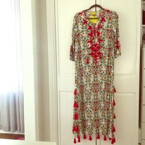 Roller Rabbit embroidered caftan! Size medium